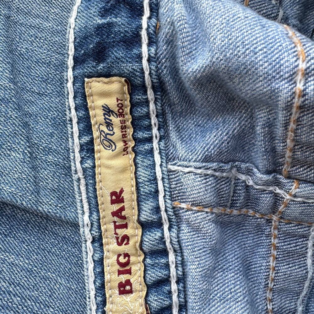 Big Star Remy Low Rise Bootcut Jeans Size 32L Distressed Y2K - Picture 5 of 10